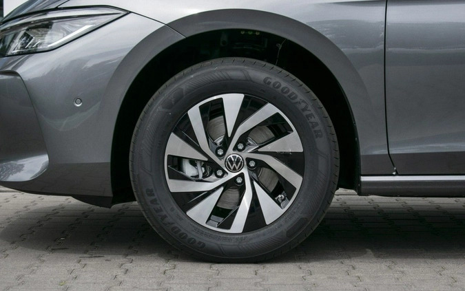 Volkswagen Passat cena 192500 przebieg: 5, rok produkcji 2024 z Ostrów Lubelski małe 277